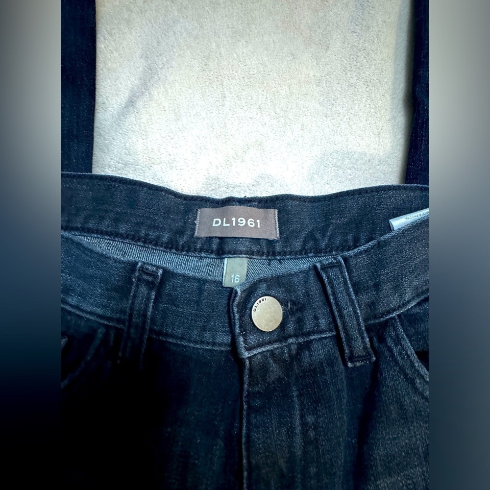 DL 1961 jeans -see measurements in photos